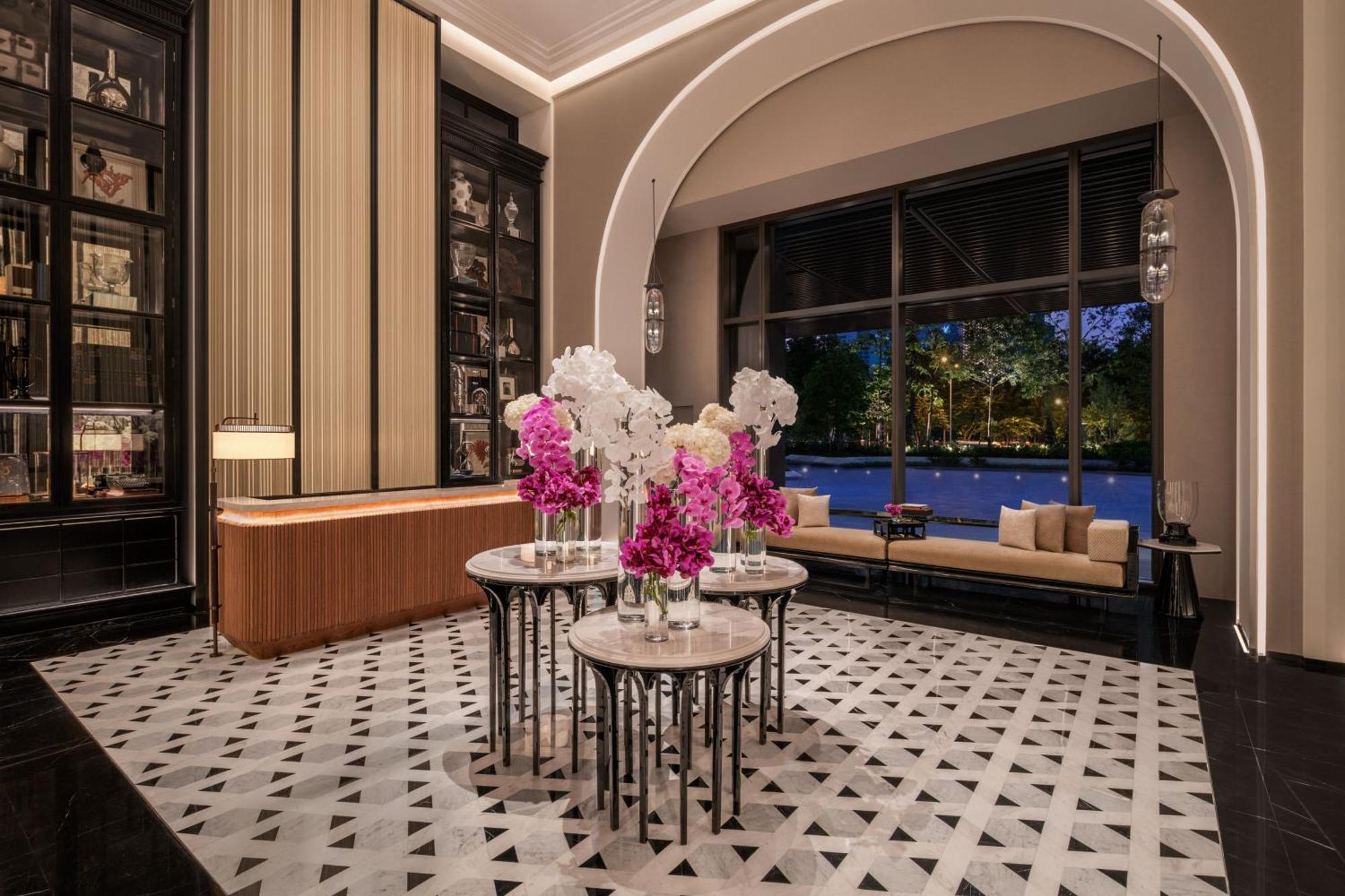 The Ritz-Carlton, Bangkok Hotel Bagian luar foto